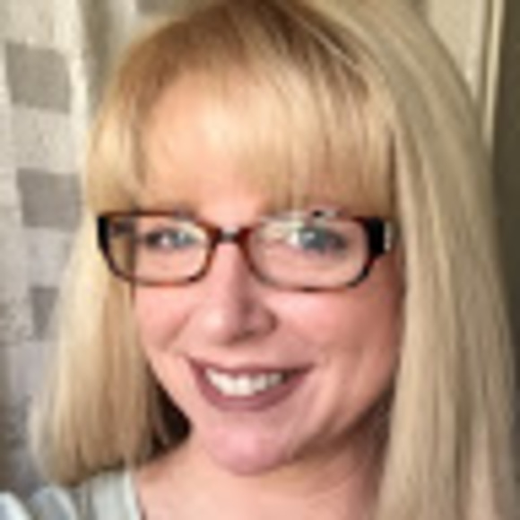 Meet your Posher, Trish - Picture 1 of 1